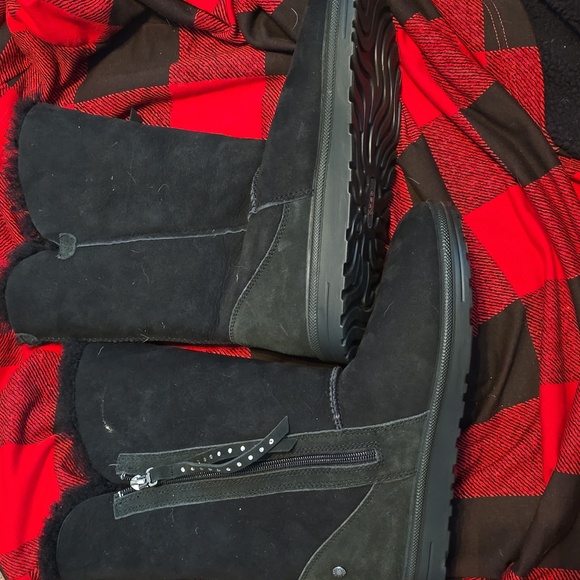 Nwob abeo sheepskin boot with embellished zipper - Picture 2 of 5